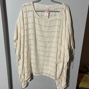 Chico’s size l/xl cream colored pan hi style top